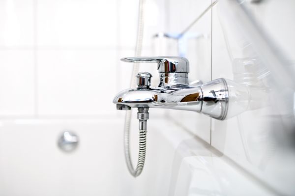 Cost of Shower Faucet Repair in Salem