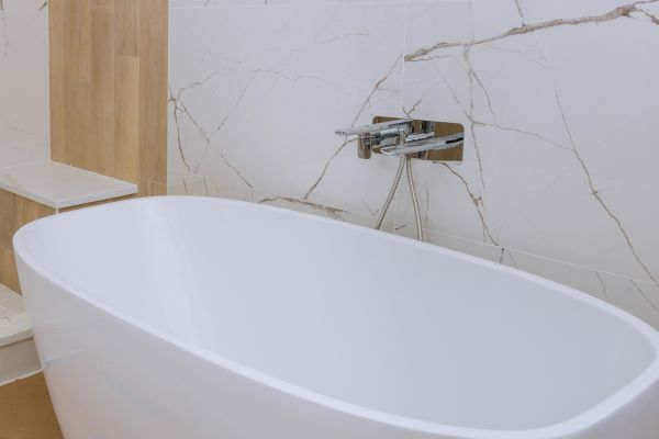 Cost of Bathtub Faucet Installation in Salem