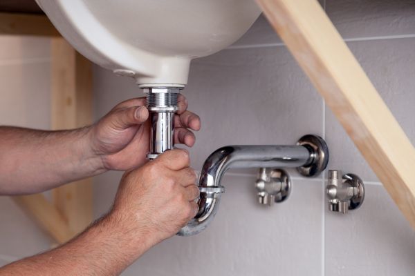 Cost of Sink Plumbing Installation in Salem