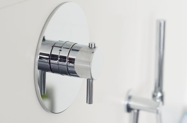 Cost of Shower Knob Replacement in Salem