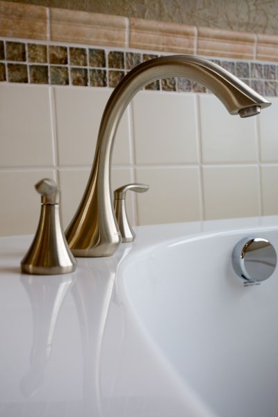 Cost of Bathtub Faucet Repair in Salem