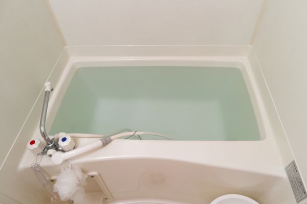 Cost of Bathtub Faucet Replacement in Salem