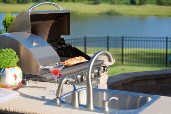 Cost of Outdoor Kitchen Plumbing in Salem