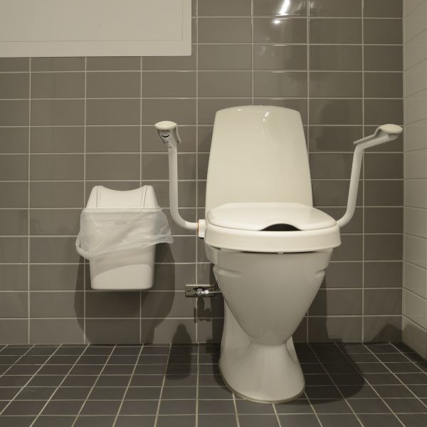 Cost of Commercial Toilet Repair in Salem